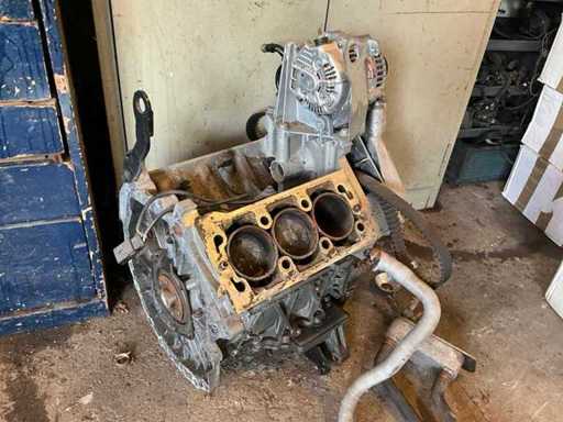 Bloc motor cu 3 cilindri 25k4FP58 274226
