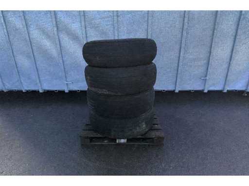 Landwirtschaftlicher Reifen 16,0/70x20 (4x)