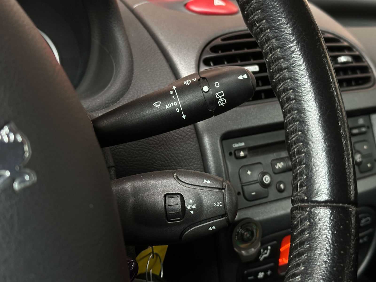 Peugeot 206 2.0-16V GTI 134pk 2004, 33-NS-VN