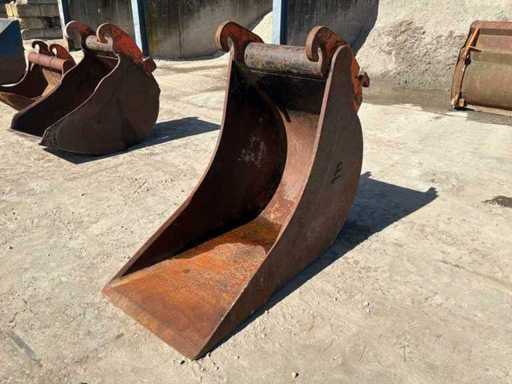 Beco Excavator Bucket CW30