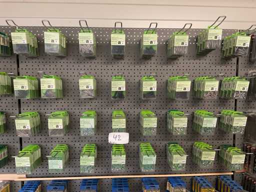 160 Blasen von Montagematerialien