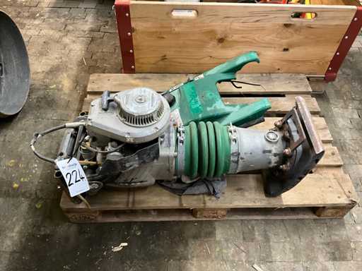 2008 Capacul compactorului de ?an?uri WackerNeuson defect