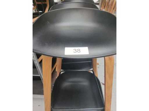 8x schwarzer Barhocker (Holzrahmen (außer Transportwagen)) (8x)