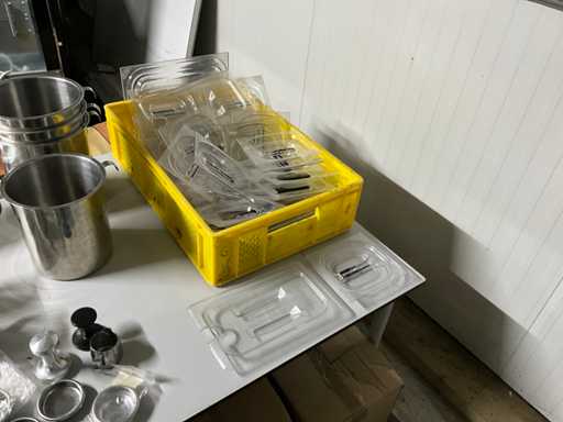 Capace GN din plastic