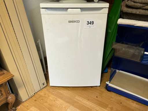 Modèle de réfrigérateur de table Beko Tse1420