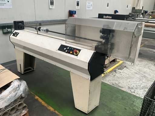 Coupe-carottes semi-automatique GRAFISK PN160