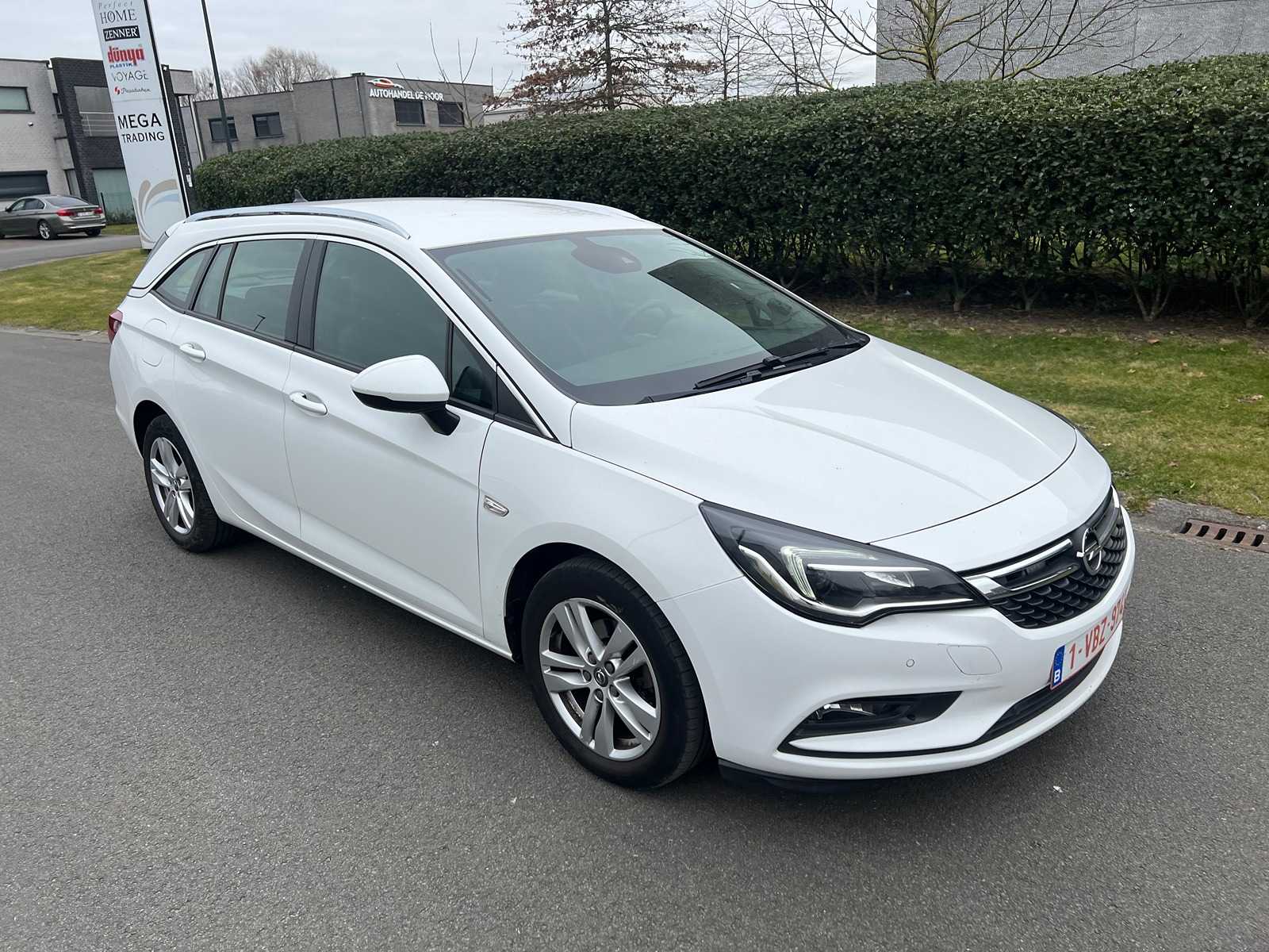 OPEL – 2018 – ASTRA SPORTS TOURER – Car