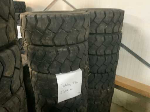 Trelleborg  T-800 23x9-10 Heftruck toebehoren (6x)