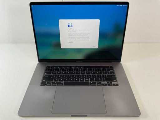 Apple MacBook Pro 16", Core(TM) i7 9. generacji, 16 GB RAM, 512 GB SSD, AMD Radeon Pro 5300M 4 GB Laptop