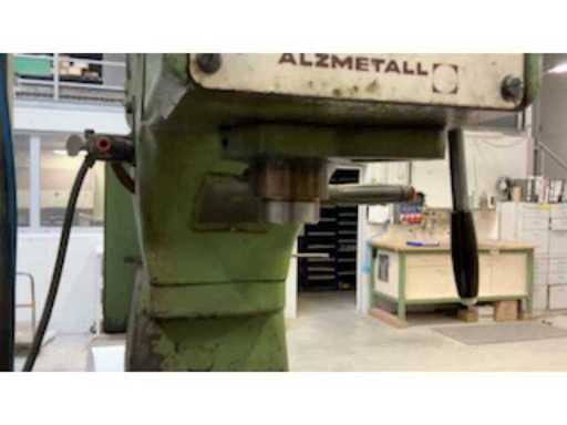 29aac213-3b9f-4135-b0aa-7e394dad367c.mp4