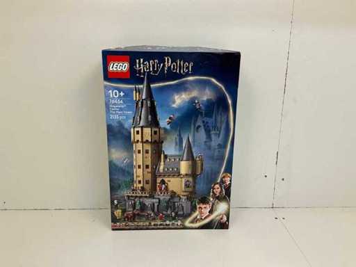76454 Hogwarts Castle Main Tower