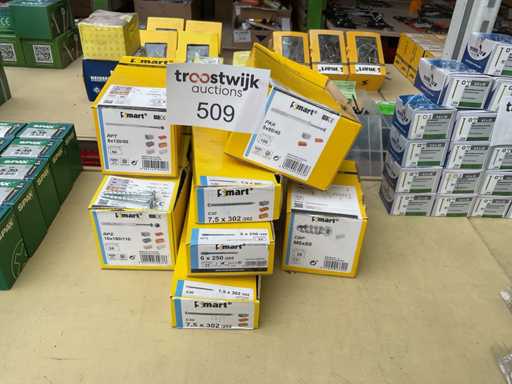 5 boxes of spacers; Nail plugs