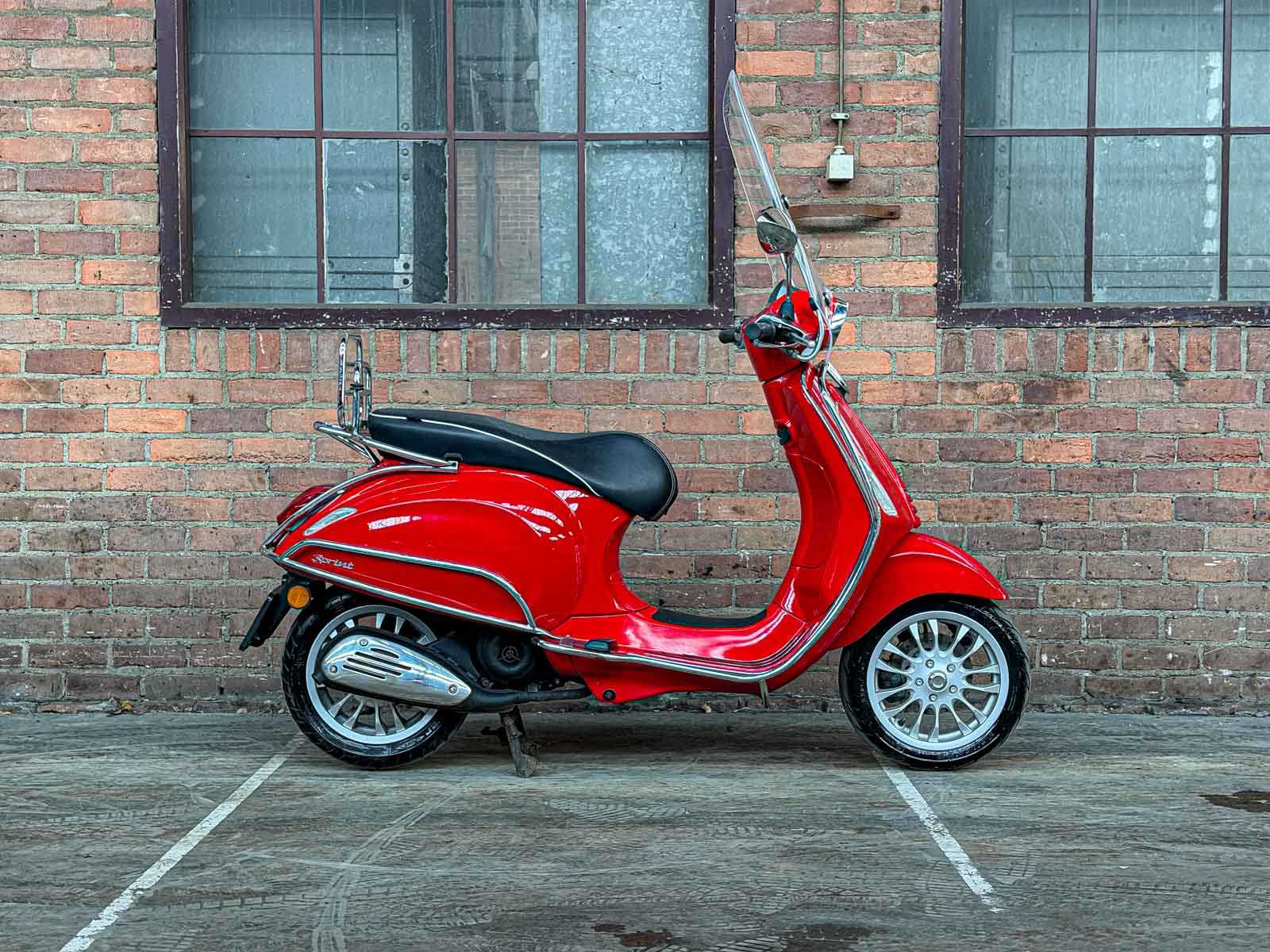 Piaggio Vespa Sprint 4T 2015, F-581-ZF Scooter