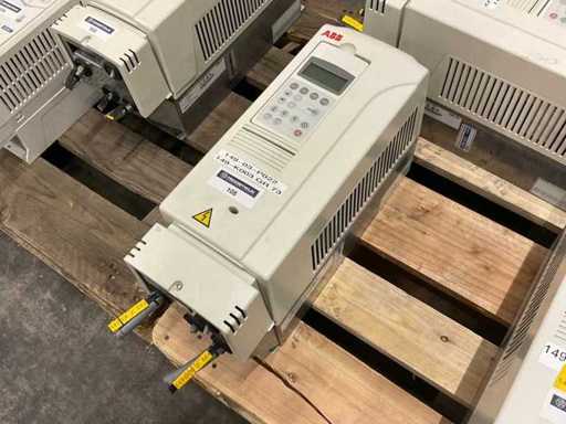 ABB ACS800 Frequency converter
