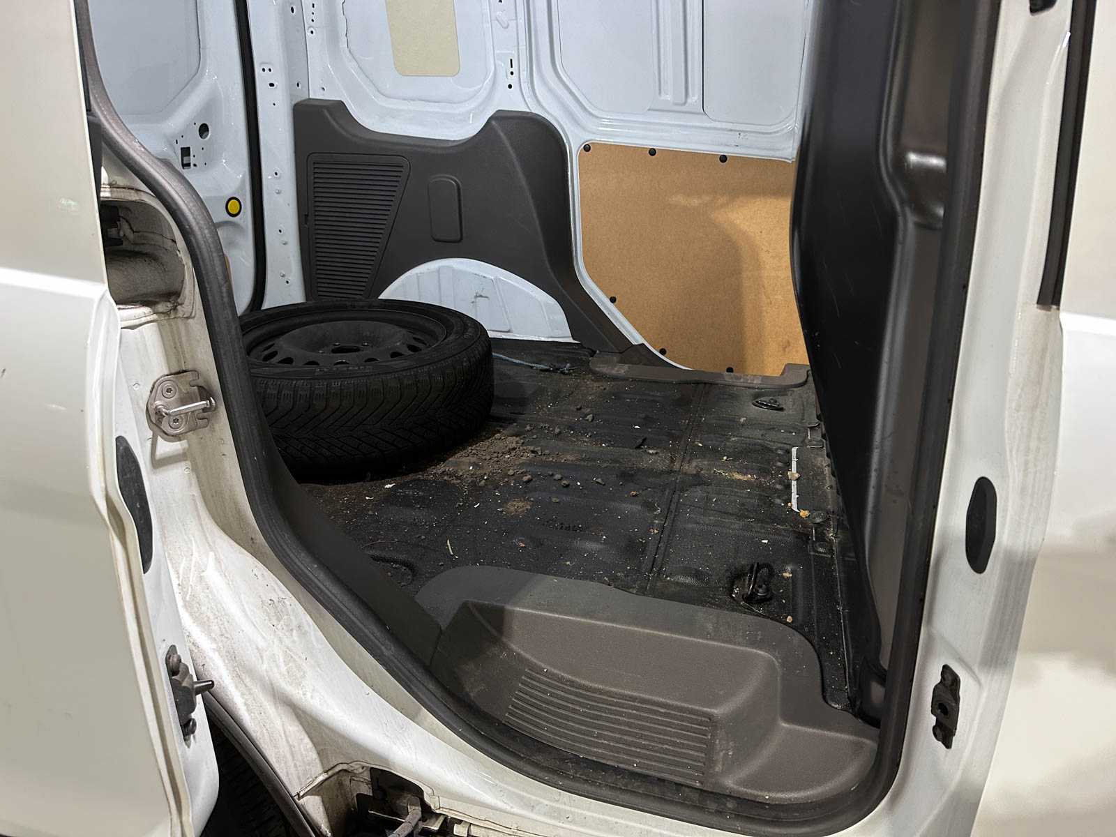 Ford Transit Connect 1.5 EcoBlue L1 Trend 101pk 2022 (Origineel-NL+1e eigenaar), VRV-08-F