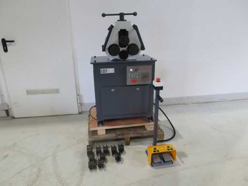 UWM 30 H Profile Bending Machine