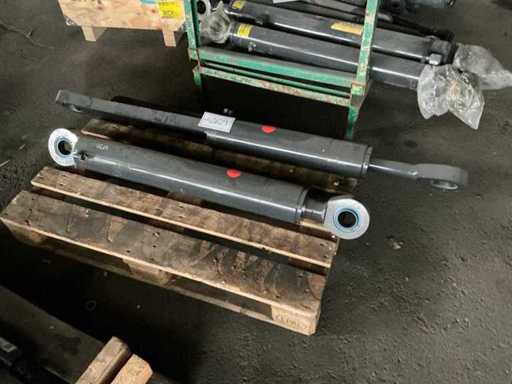 YANMAR Hydraulic cyilinders 2pcs