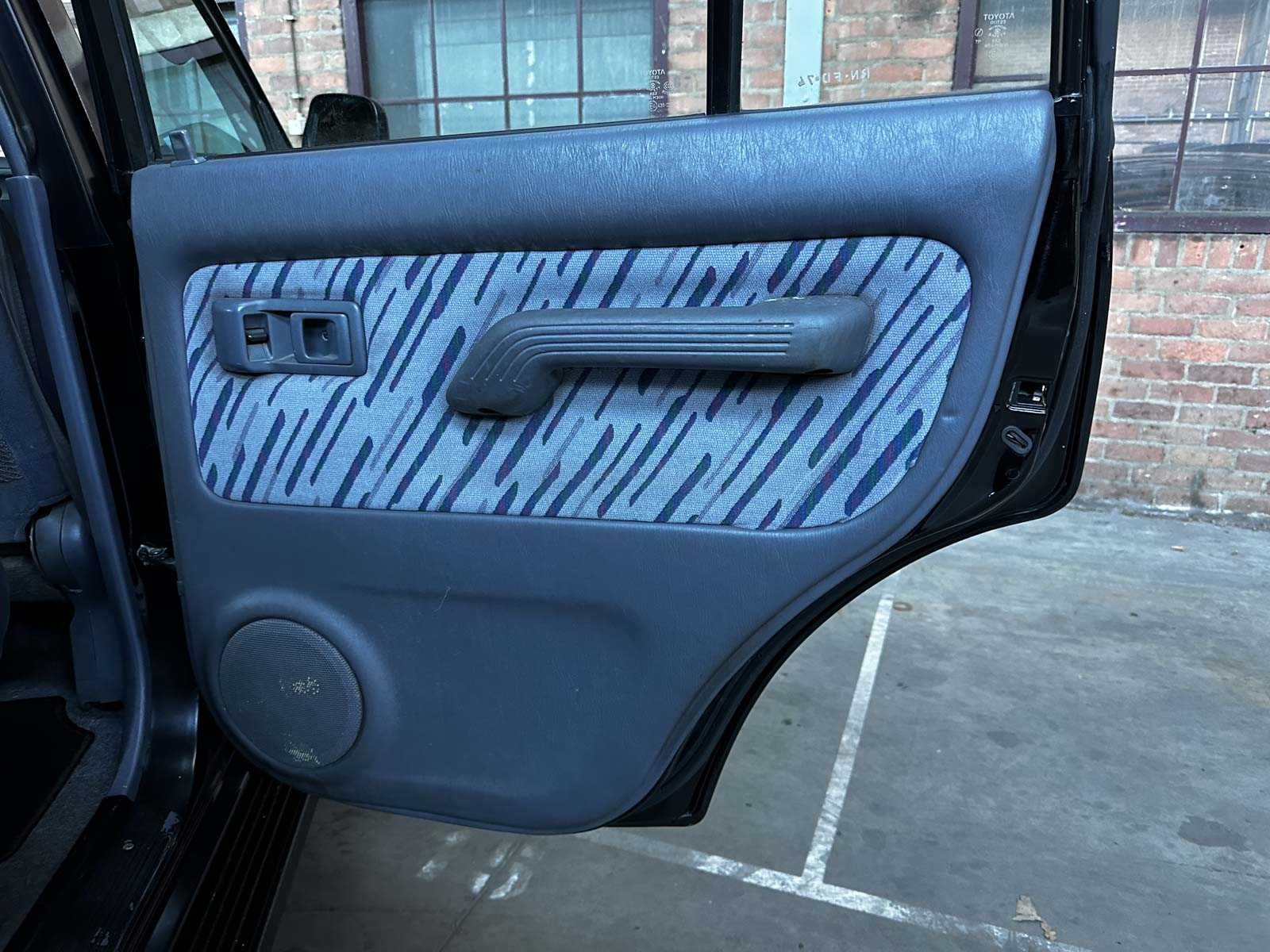 Toyota Land Cruiser 90 3.4i V6 178pk 1997 (Origineel-NL), RN-FD-74