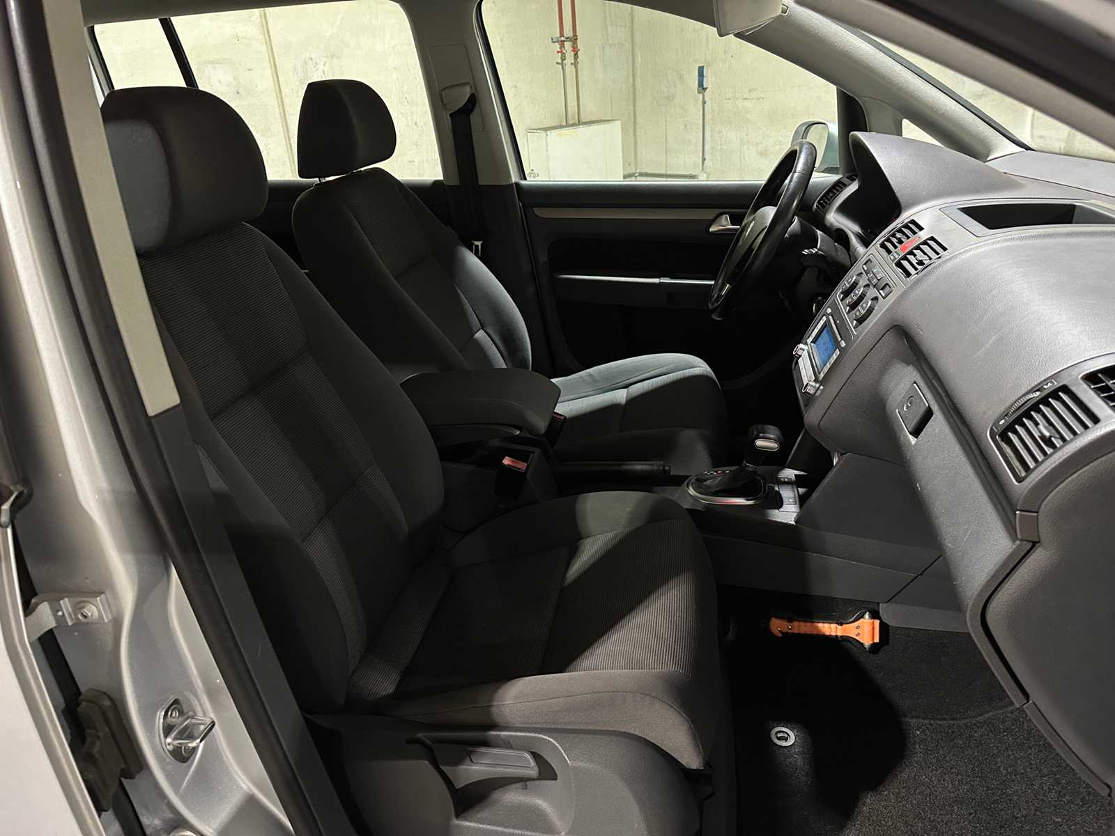 Volkswagen Touran 1.4 TSI Optive DSG 140hp 2007, 59-TR-BR Youngtimer