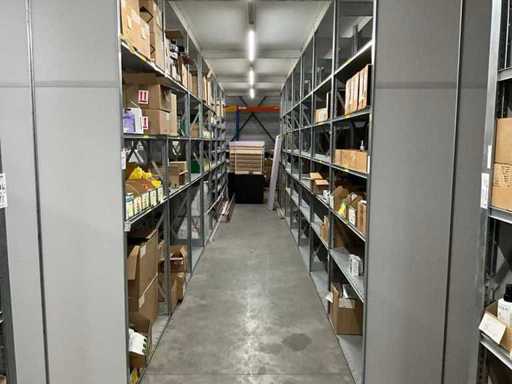 Lotto di prodotti per unghie