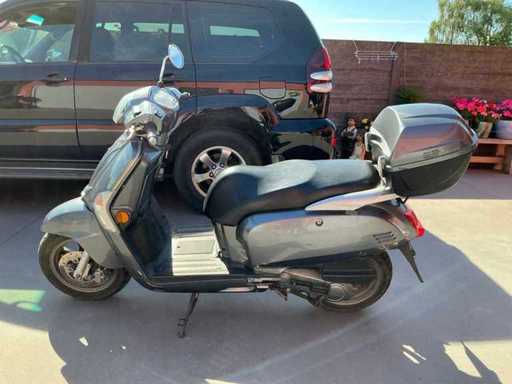 2013 Kymco Like 50 Scooter