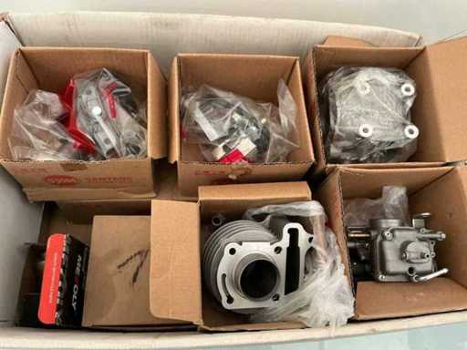 Partij Scooteronderdelen.