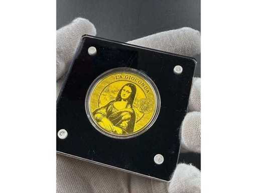 Impressive 1/200 oz 999 Fine Gold Coin with Ornate Mona Lisa Depiction
