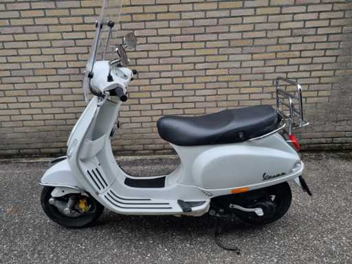 Vespa - C38 - Scooter e scooter