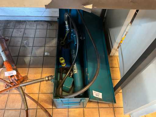 Pressa idraulica Zupper