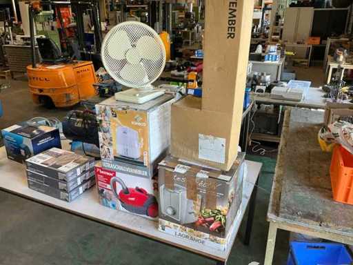 Bestron Vacuum Cleaner and various