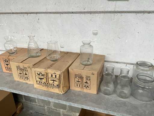 Diverse soorten vazen (30x)