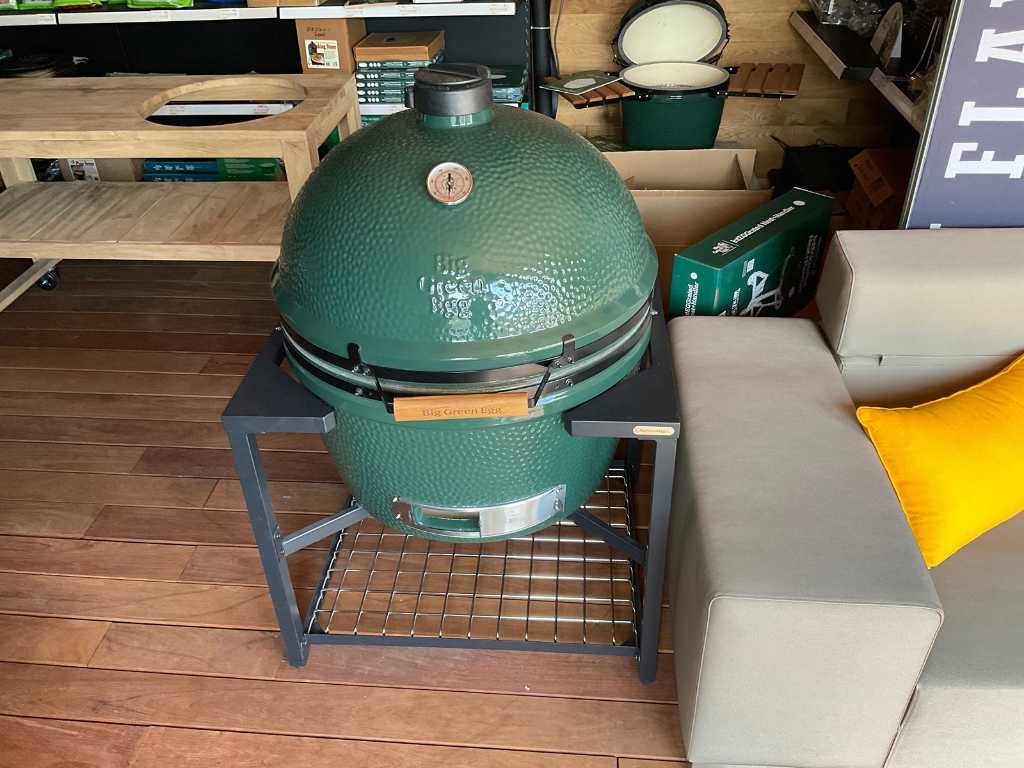 Big Green Egg 2XXL with base 
