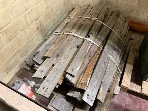 Lot de planches vieillies Bois de construction