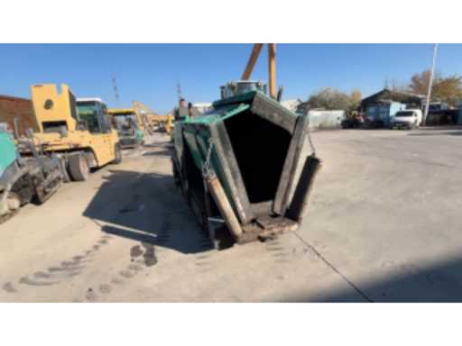 1680d44c-96fd-4805-a36d-8149cad4d9e2.mp4