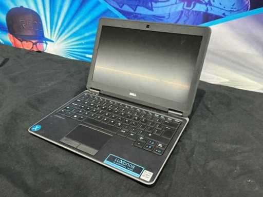 Dell Latitude E7240 Laptop