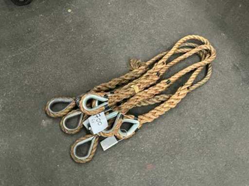 Hoisting choir with metal stockings (4x)