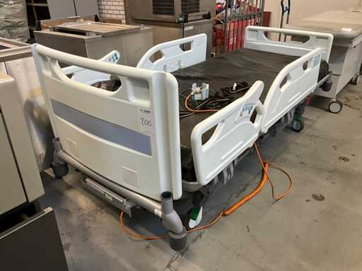 2006 Huntleigh Healthcare 800BC22A ziekenhuisbed