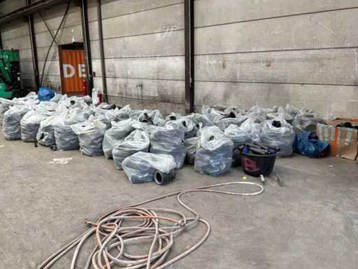 Série de divers raccords en PVC