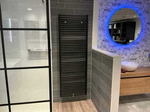 Vasco - Design radiator 60 x 173 cm