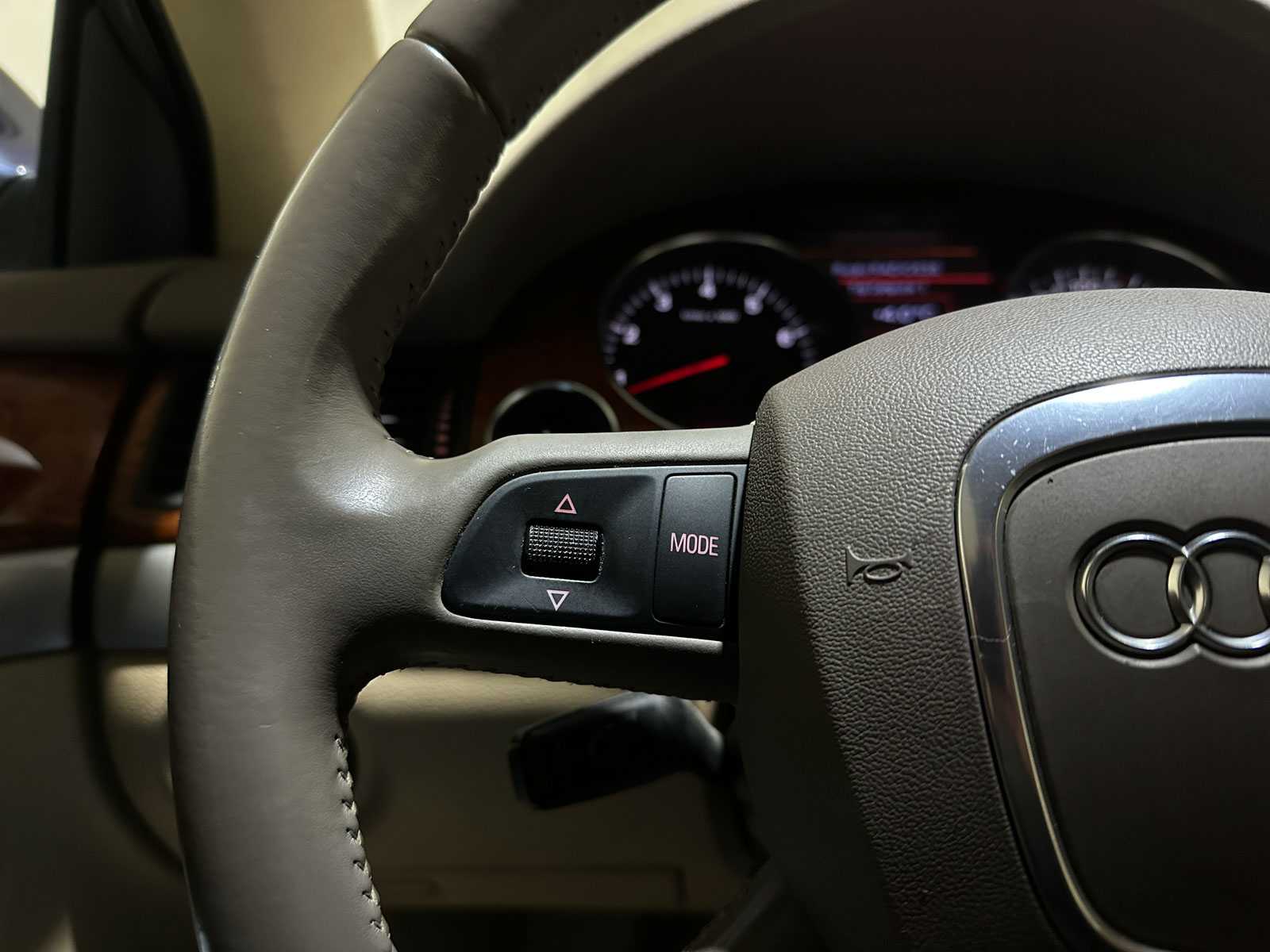 Audi A8 4.2 quattro Pro Line 350pk 2007, 25-XH-VZ