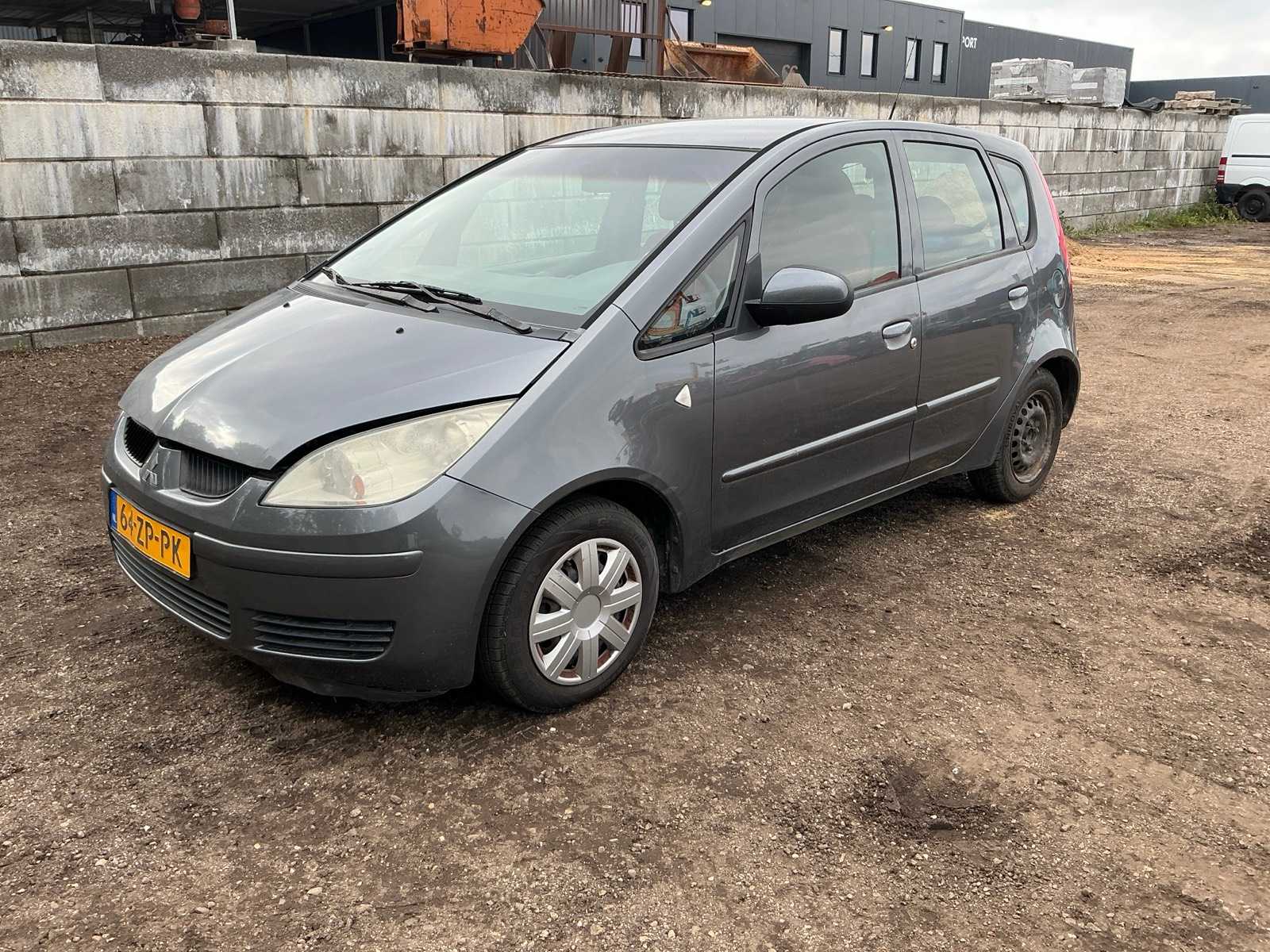 2005 Mitsubishi Colt defective Passenger car