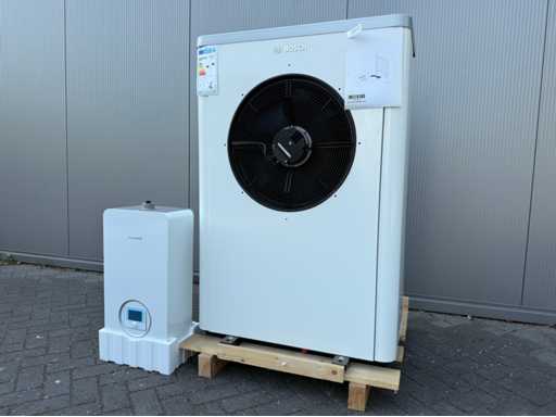 Bosch Compress 7400i 5KW 7736701842 Pompe à chaleur (air/eau)