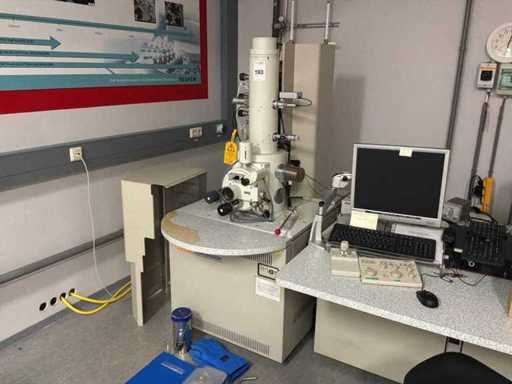 JEOL JSM-6330F Elektronenmikroskop