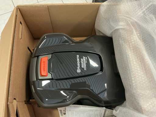 2025 Husqvarna 310Robot Lawn Mower 1000m2