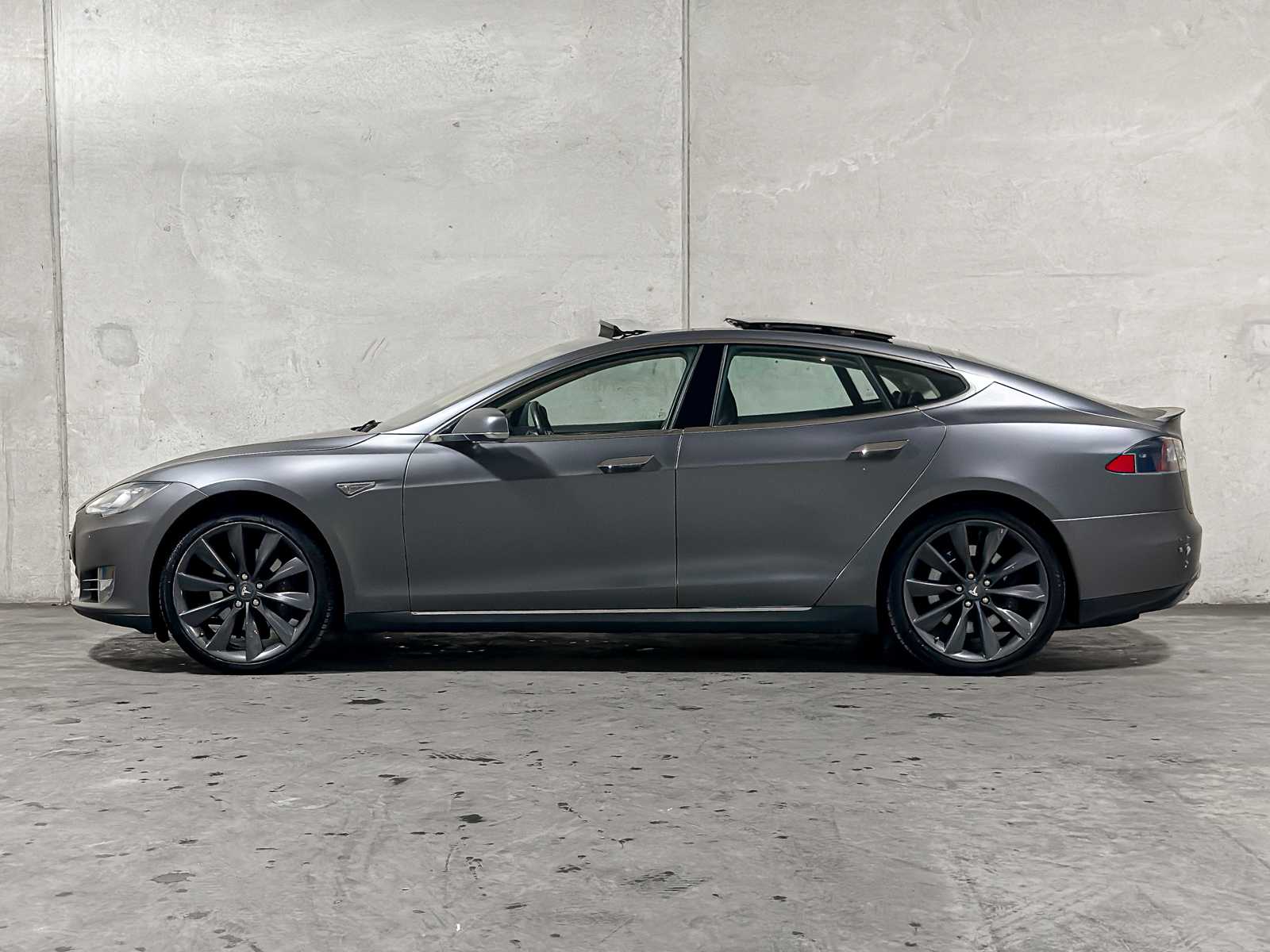 Tesla Model S 85 Performance 421pk 2013 (Origineel-NL) Free Supercharge, 4-SFN-37