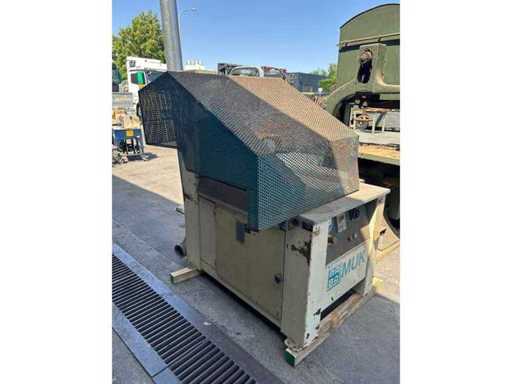 Radial arm sawing machine