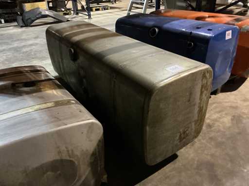 MAN Brandstoftanks (2x)