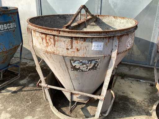 Concrete bucket
