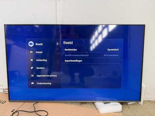Samsung QE50Q64D Televisie