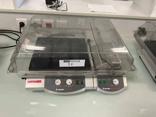 HEIDOLPH TITRAMAX/INKUBATOR 1000 Benchtop Incubator Shaker